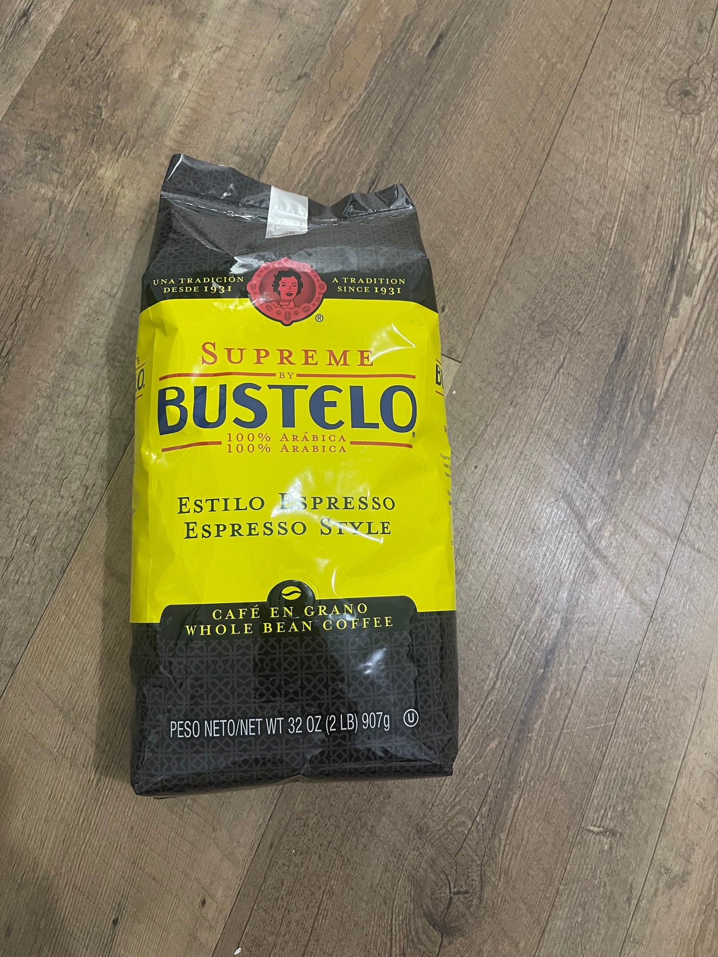 Supreme by Bustelo Espresso Style Whole Bean Coffee – 2 lb Bag (907 g)